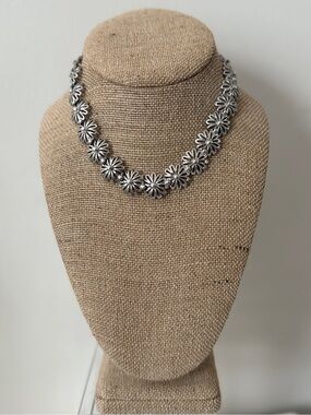 Vintage Monet Silver Tone Daisy Flower Choker Necklace Triple Plated Botanical